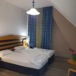 Pharos Zur Seeve Hotel