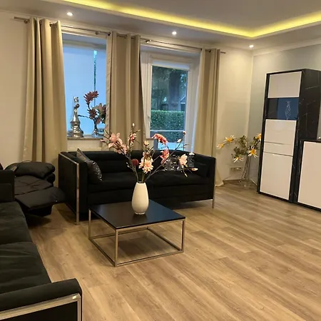 Pharos Zur Seeve Hotel 2*